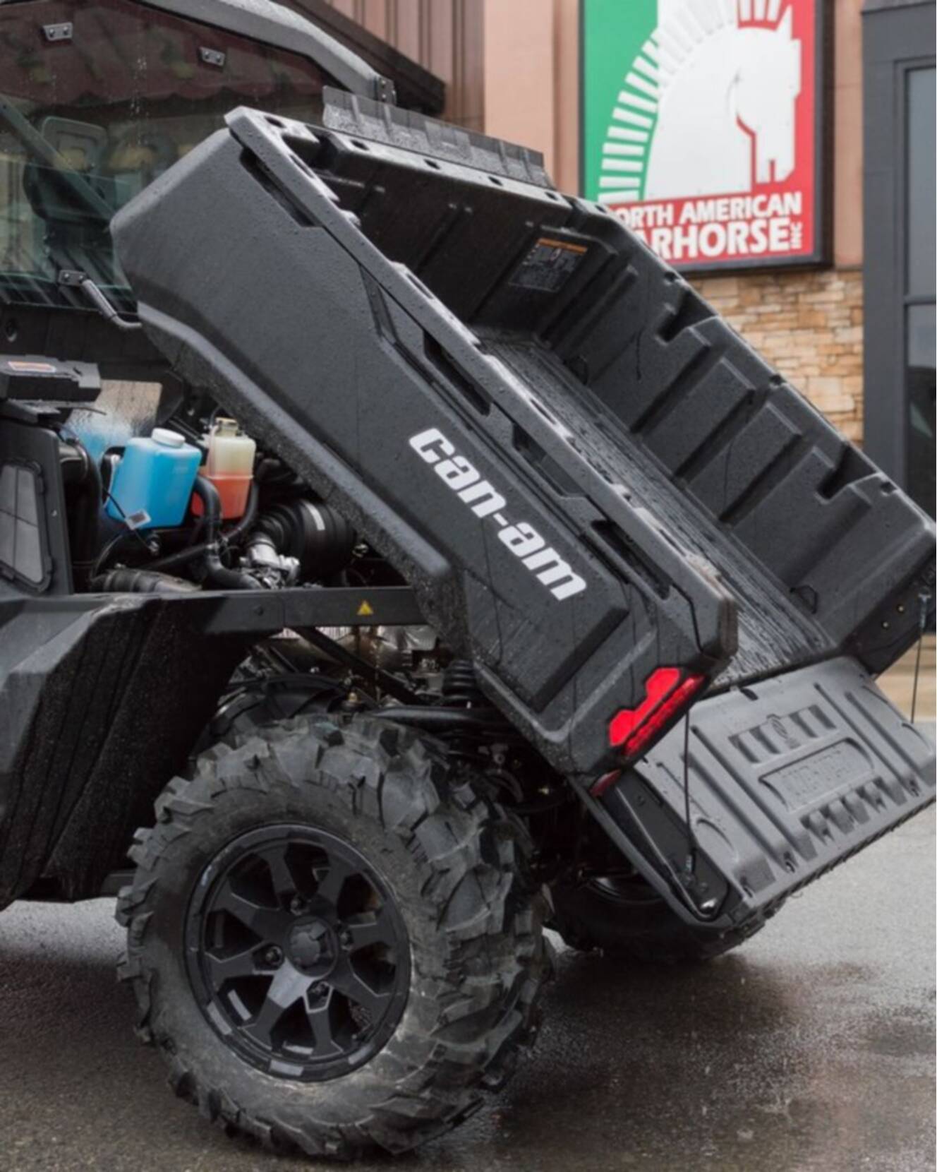 A photo of this 2026 Can-Am Defender MAX DPS CAB HD10