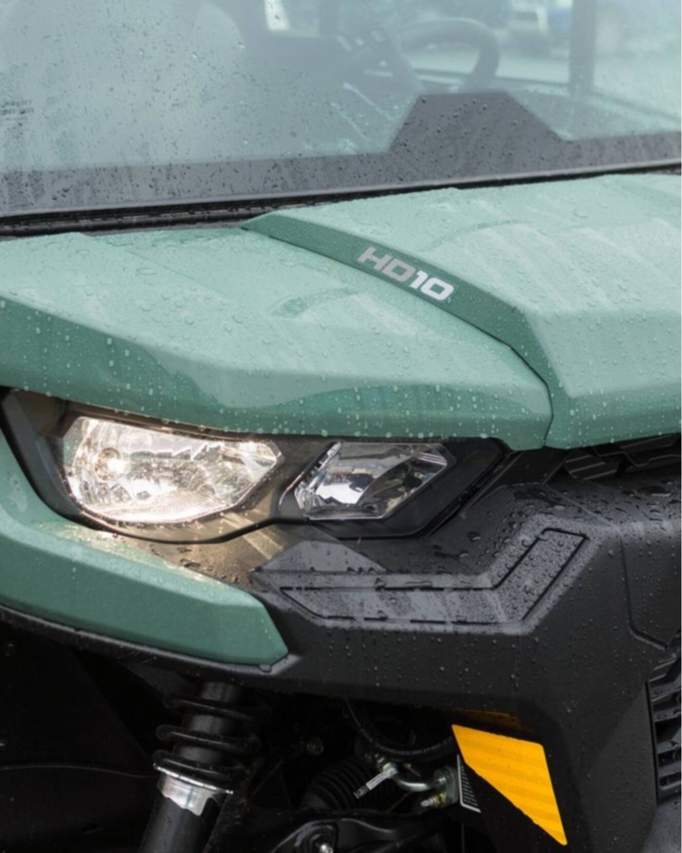 A photo of this 2026 Can-Am Defender MAX DPS CAB HD10