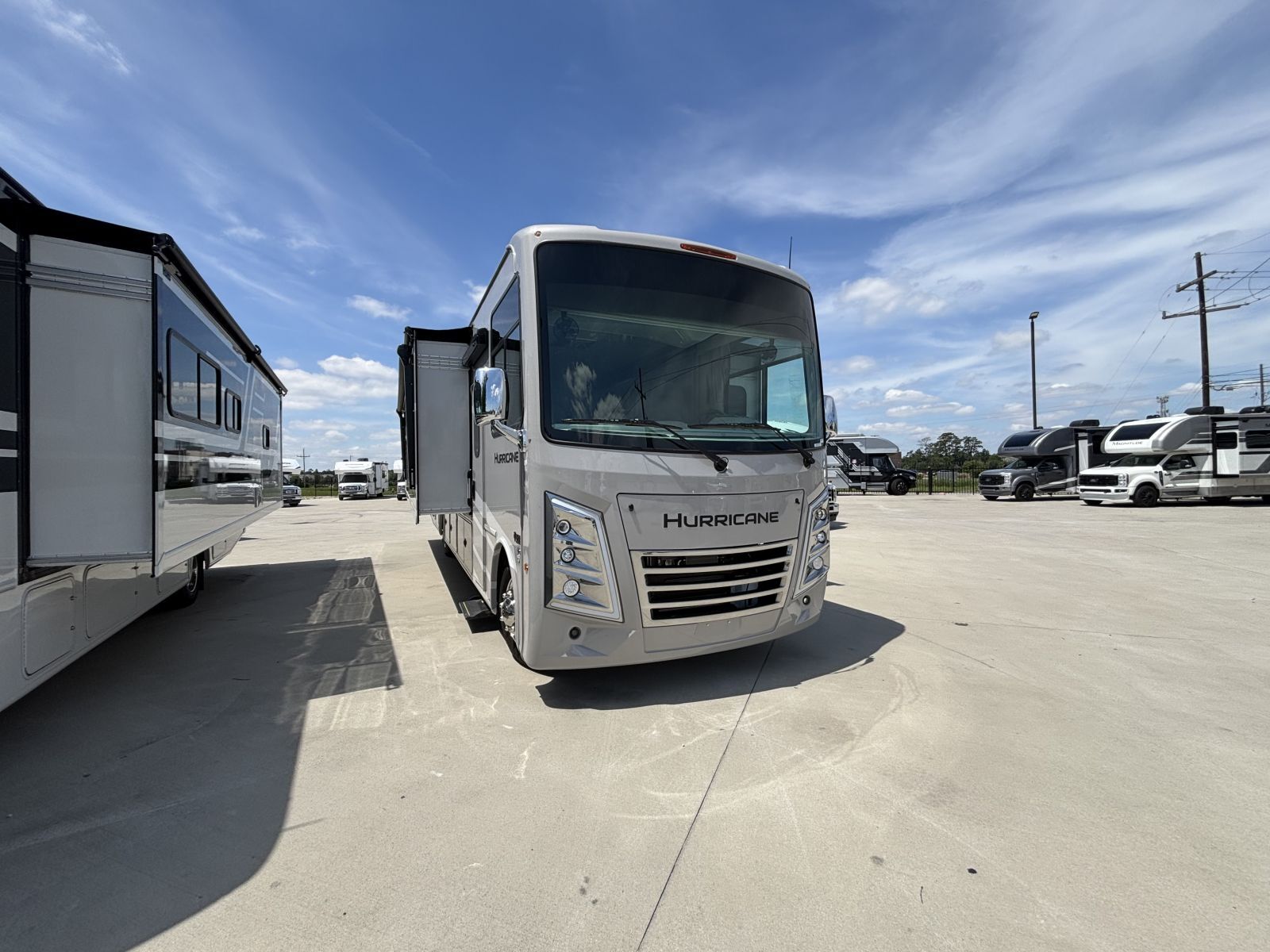 2026 Thor Motor Coach Hurricane 35R in conroe TX