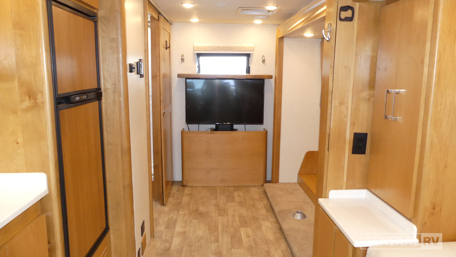 2019 Tiffin WAYFARER 24FW in west chester PA