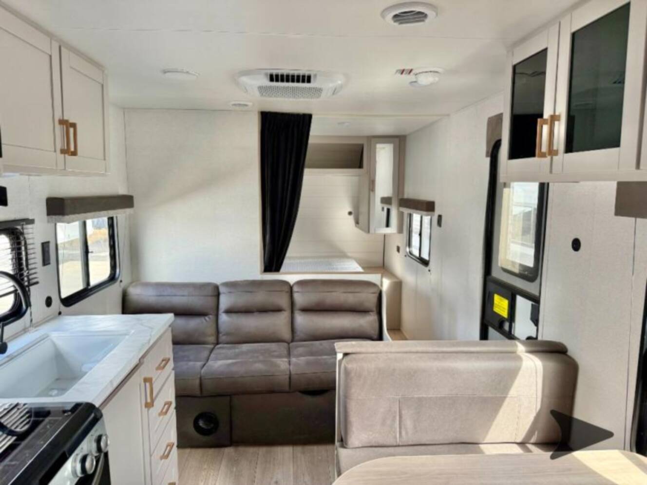 A photo of this 2027 Jayco Jay Flight SLX 260BHW BAJA