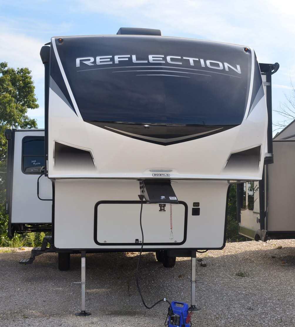 2021 Grand Design Reflection 303RLS in gravois mills MO