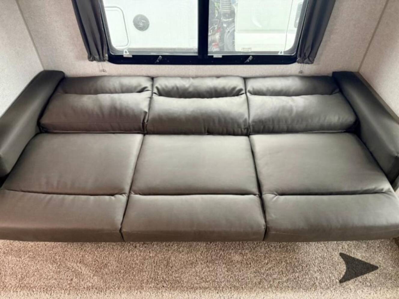 A photo of this 2027 Northwood Arctic Fox 990
