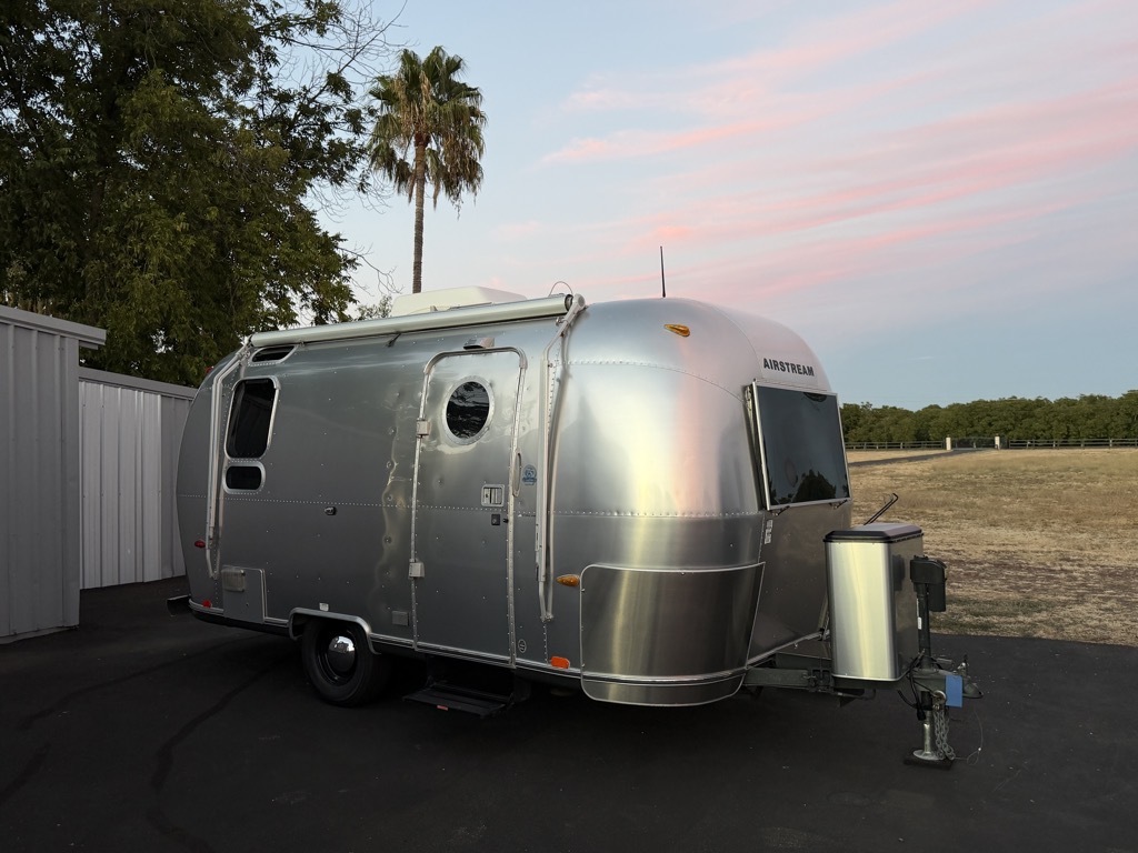 2007 Airstream BAMBI 19CB in winters CA