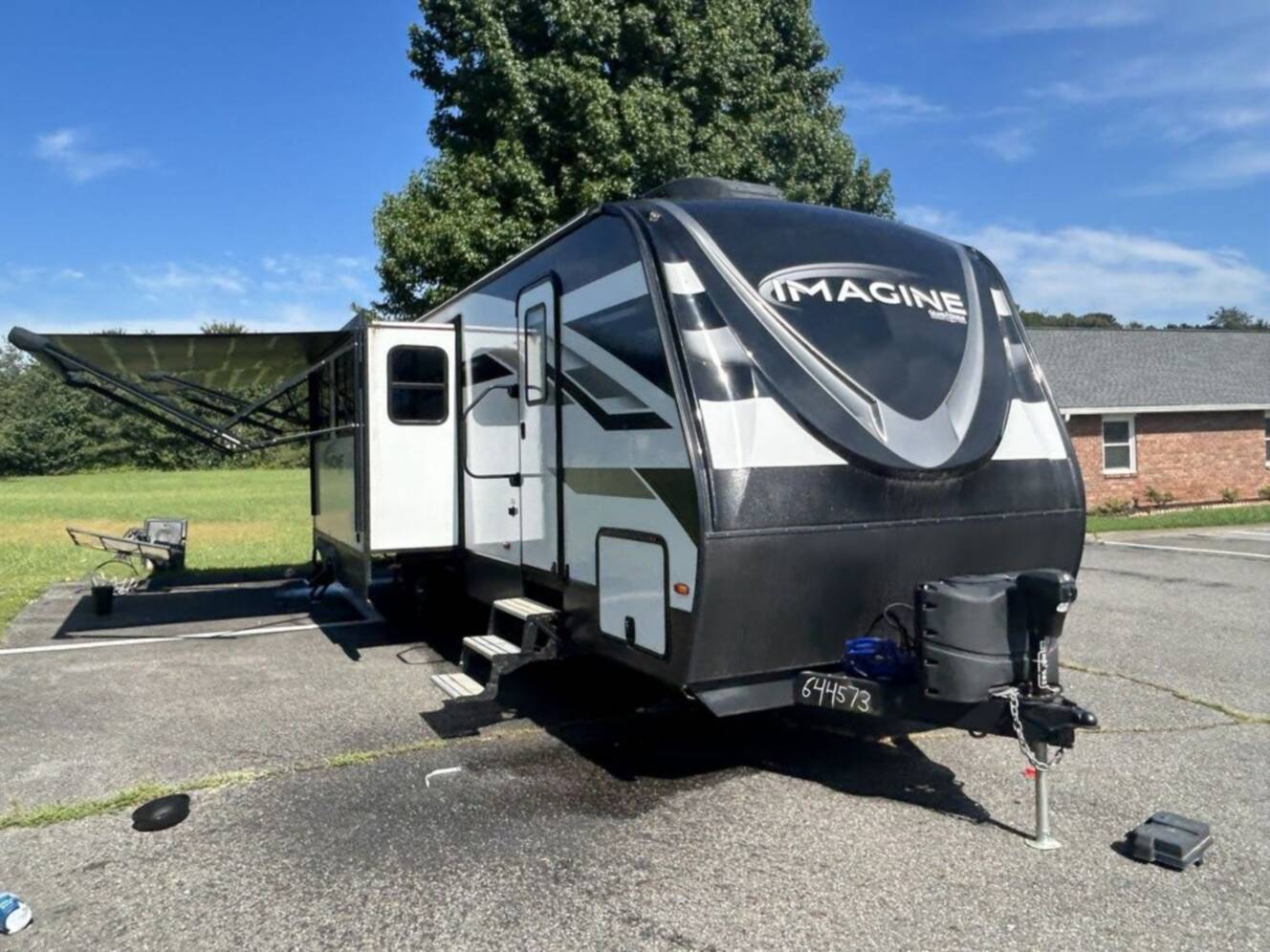 A photo of this 2023 Grand Design Imagine 3210BH