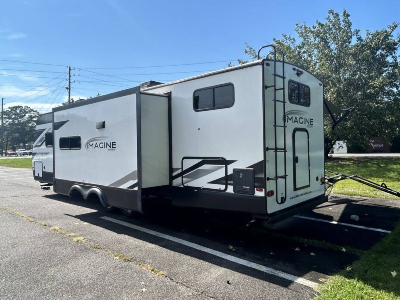 A photo of this 2023 Grand Design Imagine 3210BH