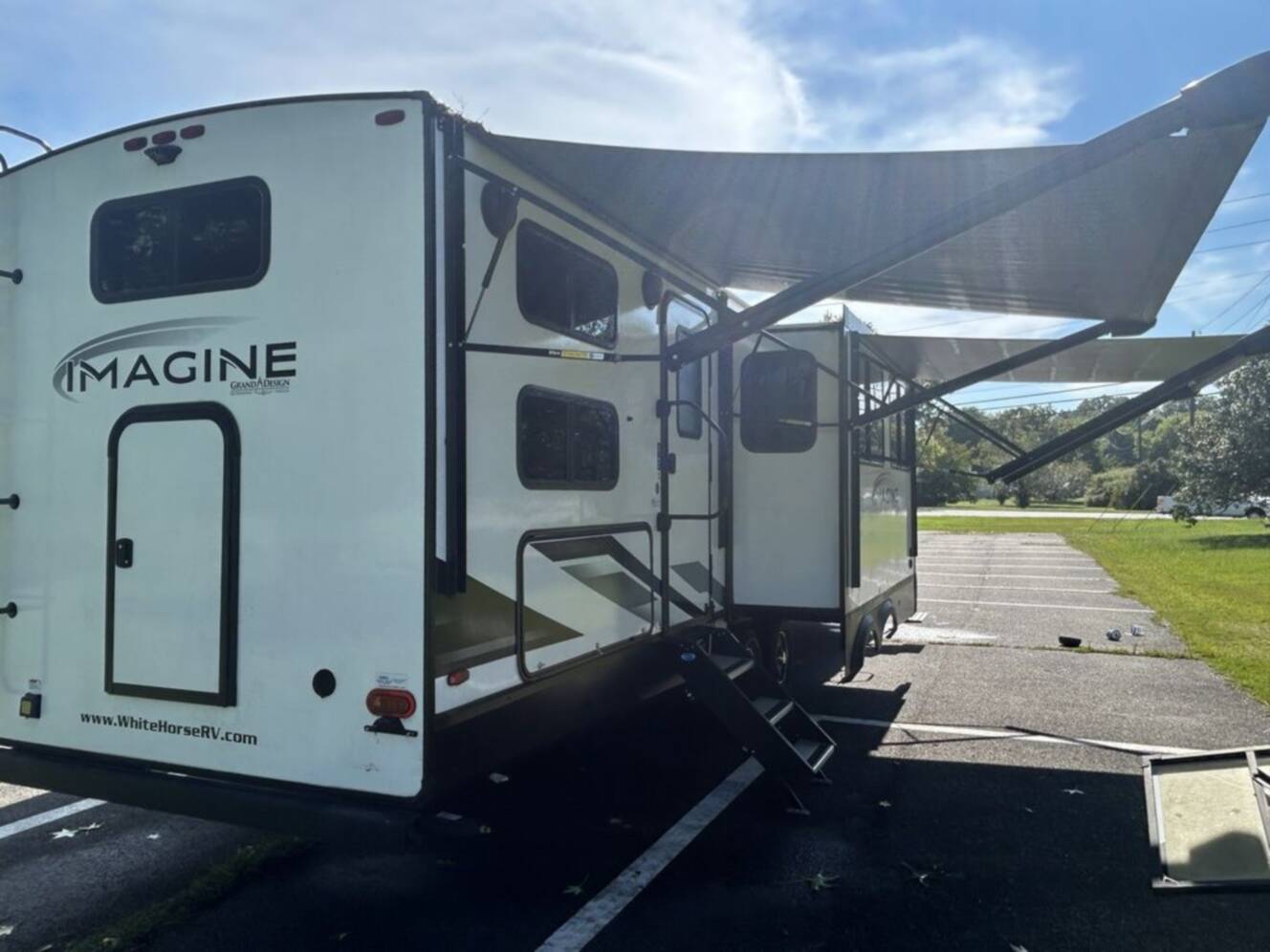 A photo of this 2023 Grand Design Imagine 3210BH