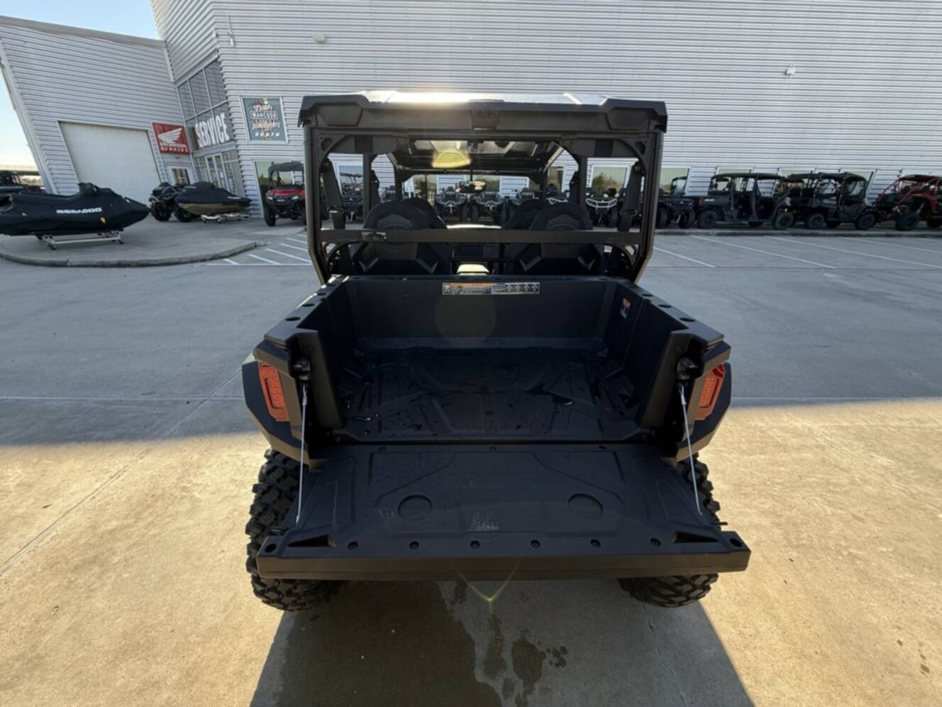 A photo of this 2026 Polaris GENERAL XP 4 1000 ULTIMATE SUPER GRAPHITE Ultimate