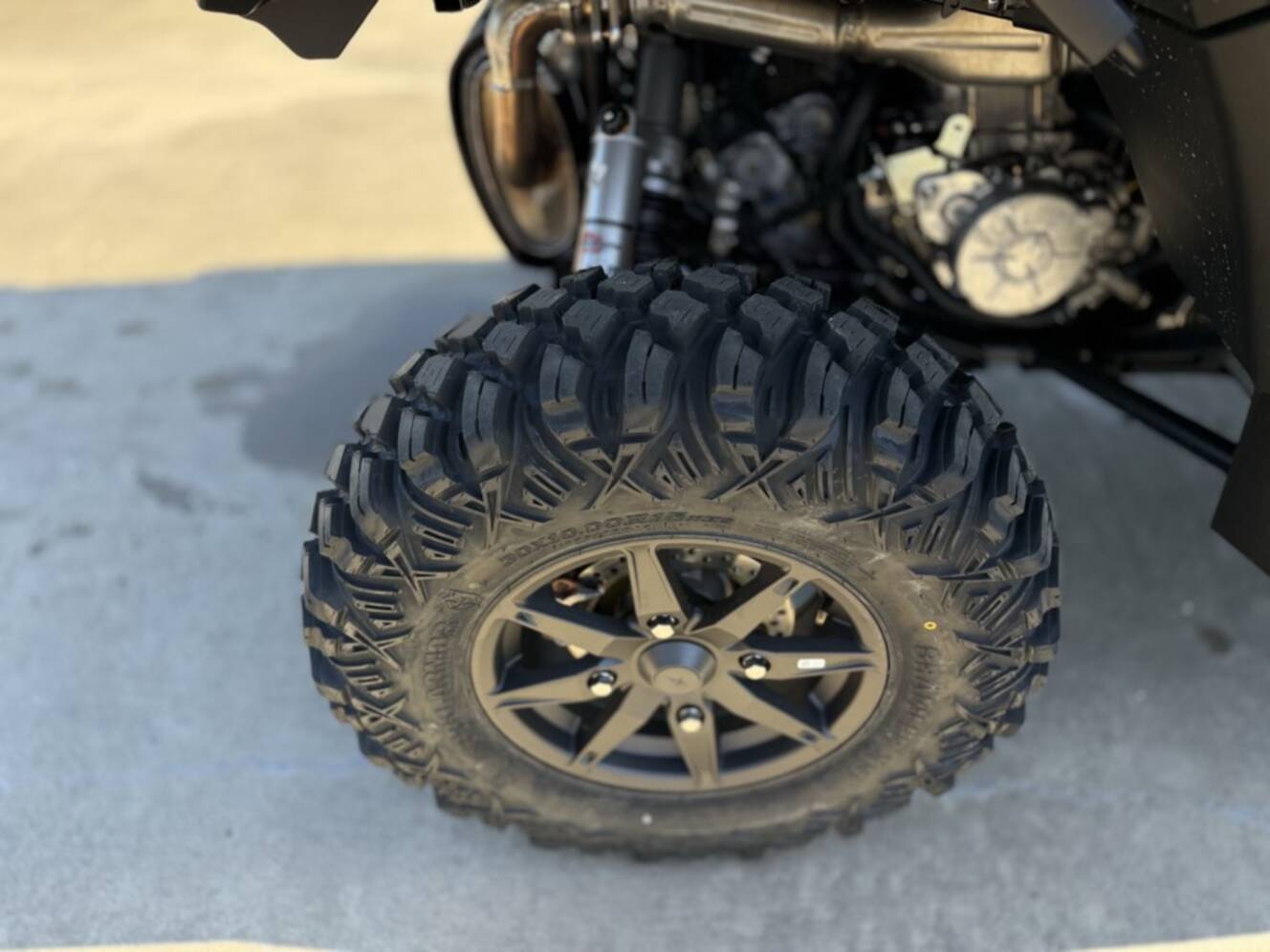 A photo of this 2026 Polaris GENERAL XP 4 1000 ULTIMATE SUPER GRAPHITE Ultimate