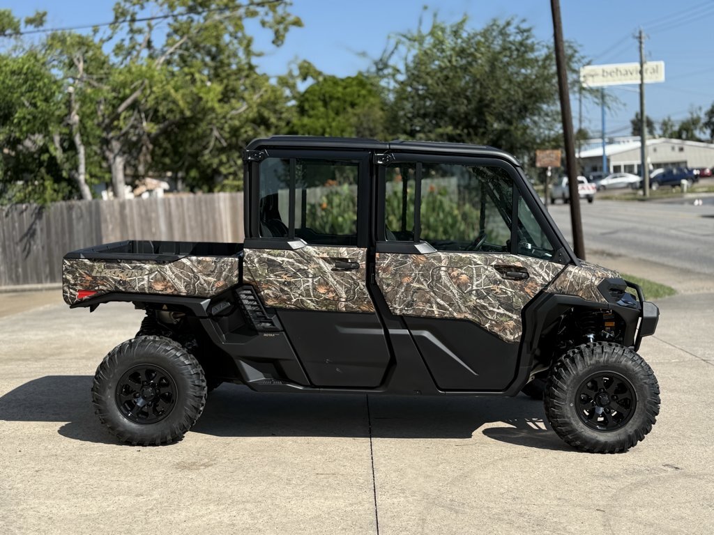 2026 Can-Am DEF MAX XT CAB HD11 XT HD10 CAB in Houston, TX