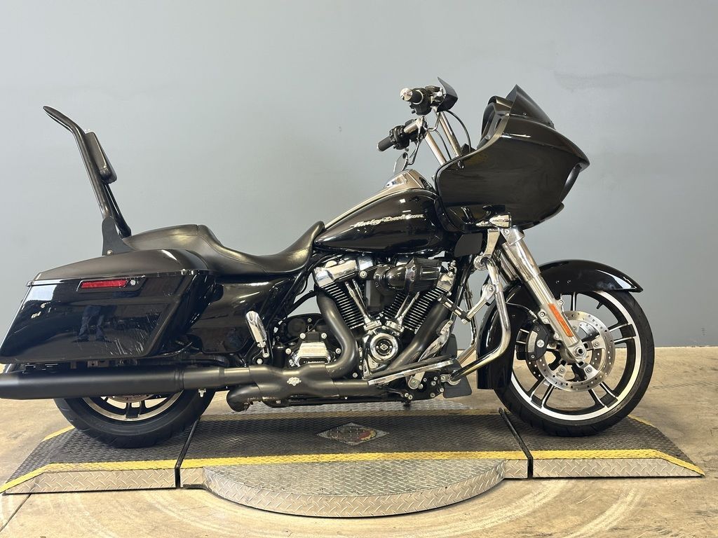 2019 Harley-Davidson® FLTRX - Road Glide® CUSTOM in Butte, MT