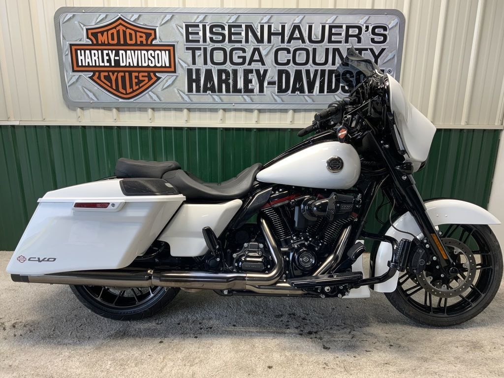 2021 Harley-Davidson® FLHXSE - CVO Street Glide® CVO in Mansfield, PA