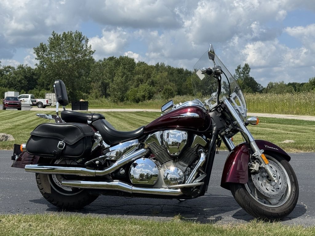 2009 Honda® 1HFSC52T*9 SPEC 1 in Monee, IL