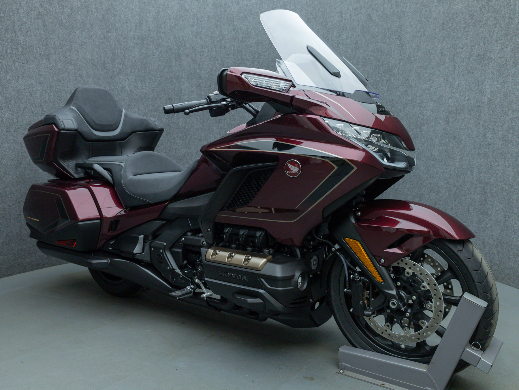 2025 Honda GL1800 GOLDWING TOUR 1800 W/ABS SPEC 1 in Pembroke, NH