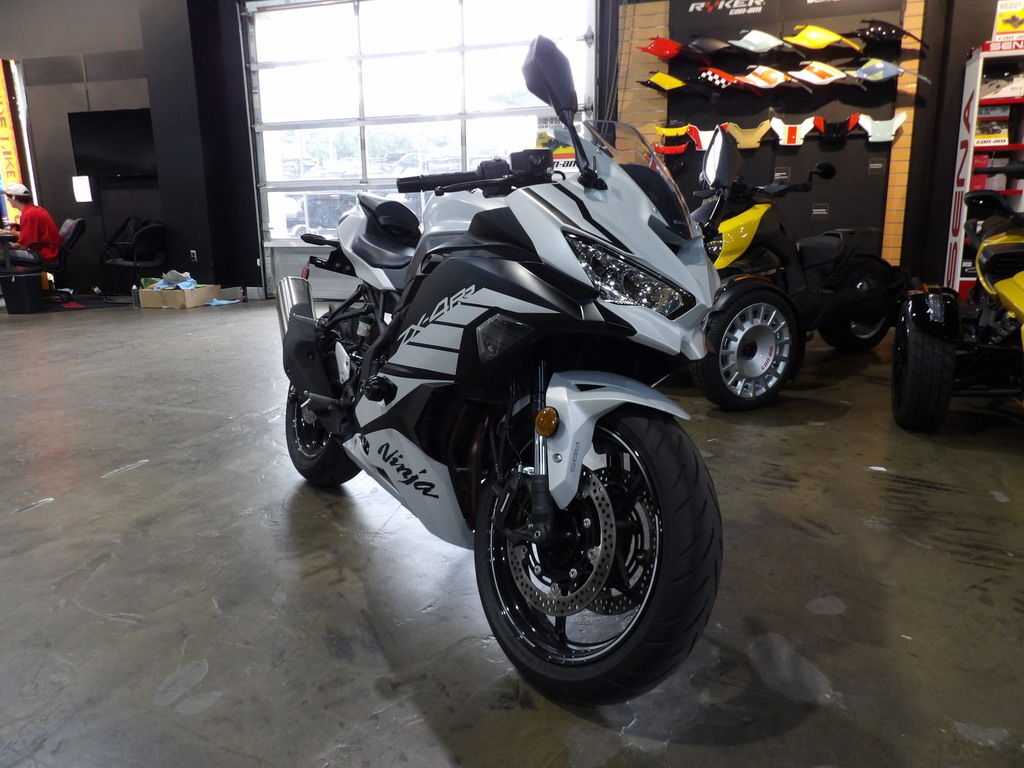 2025 Kawasaki NINJA® ZX -4RR ABS ABS in Sanford, FL