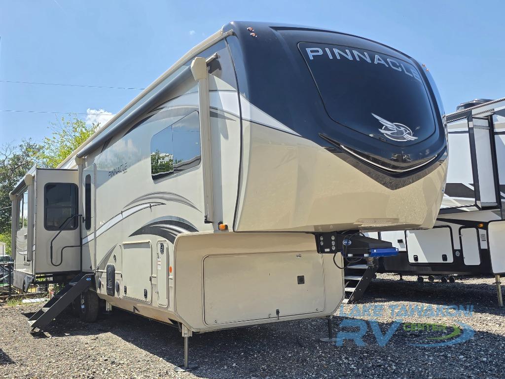 2022 Jayco Pinnacle 36SSWS in west tawakoni TX
