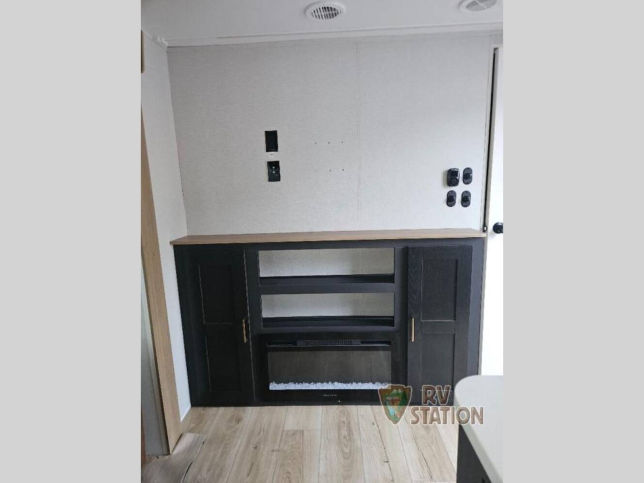 A photo of this 2025 Heartland North Trail 2611-BH