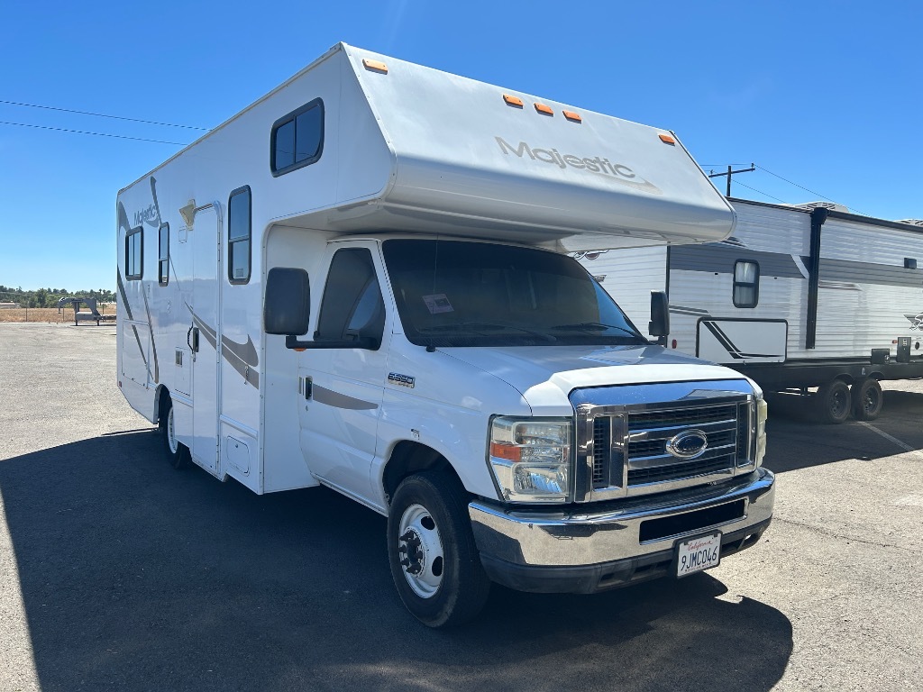 2012 Thor Motor Coach Majestic 23A in beaumont CA