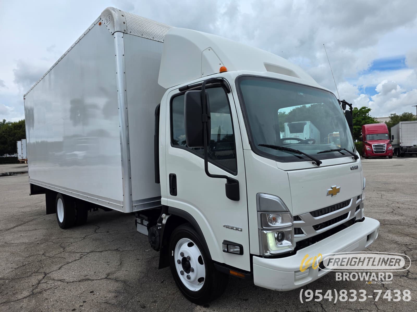 2023 CHEVROLET 4500 SERIES in Pompano Beach, FL