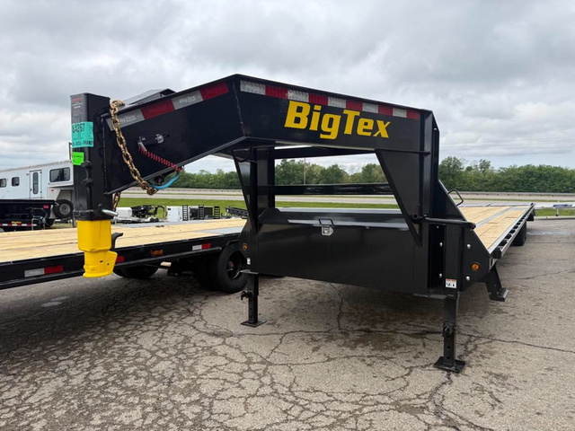 2027 BIG TEX TRAILERS 14GN 102" X 35'X5 With Mega Ramps 15.9K GVW (48689 in Frankfort, OH