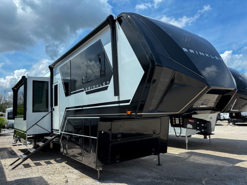 2025 Brinkley Rv Model G 3950 in sheboygan WI