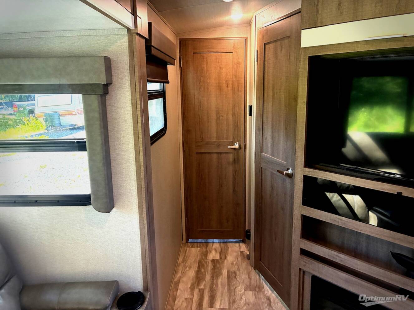 A photo of this 2020 Grand Design Imagine 3250BH