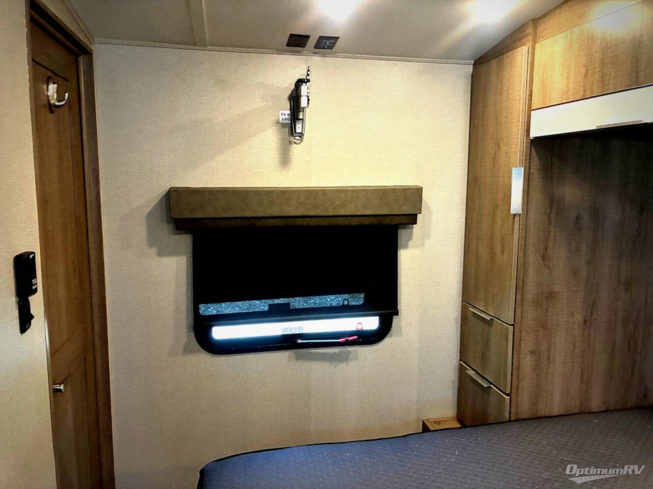 A photo of this 2020 Grand Design Imagine 3250BH