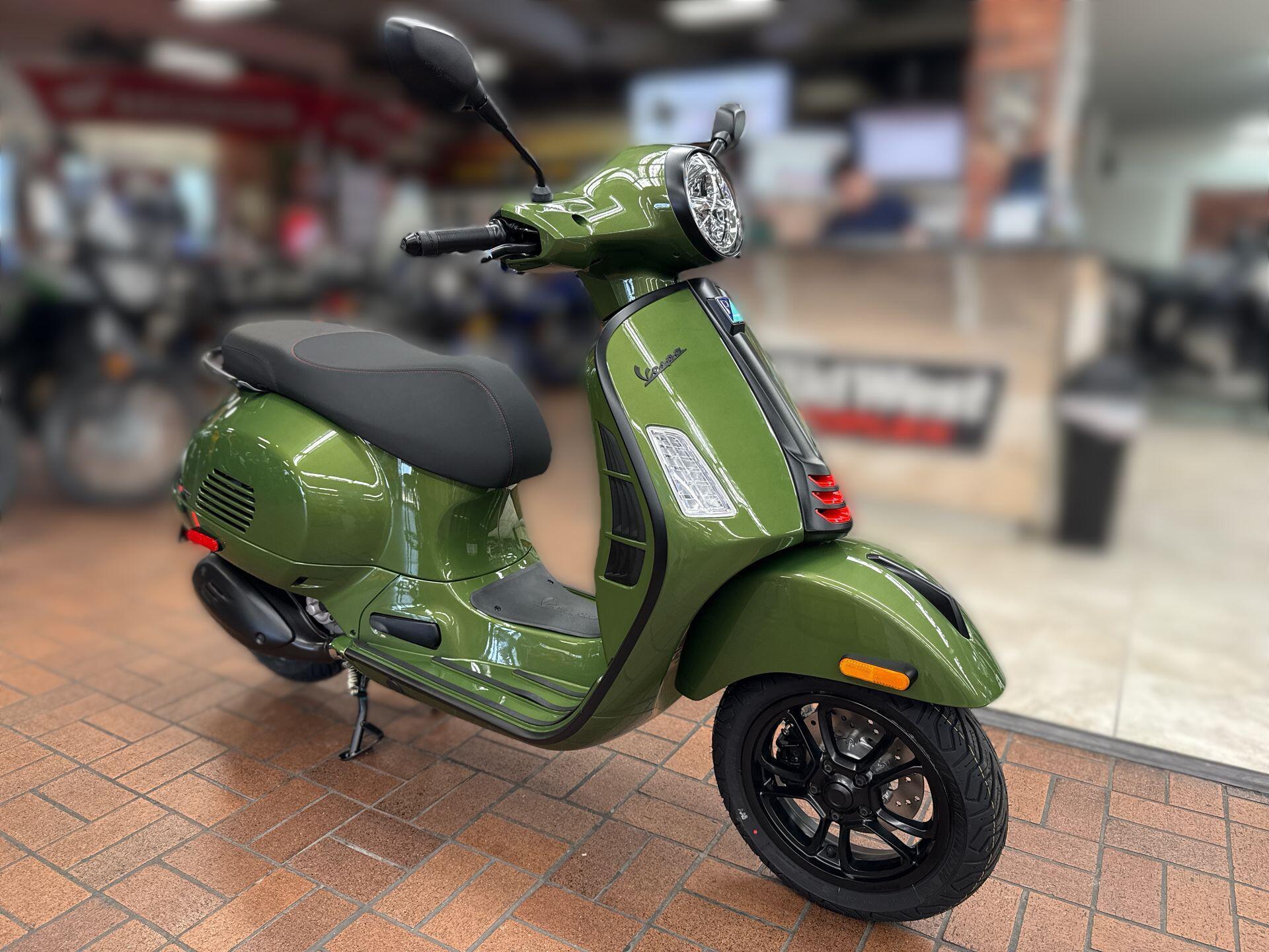 2027 Vespa GTS 310 SUPERSPORT 310 SUPERSPORT in Katy, TX