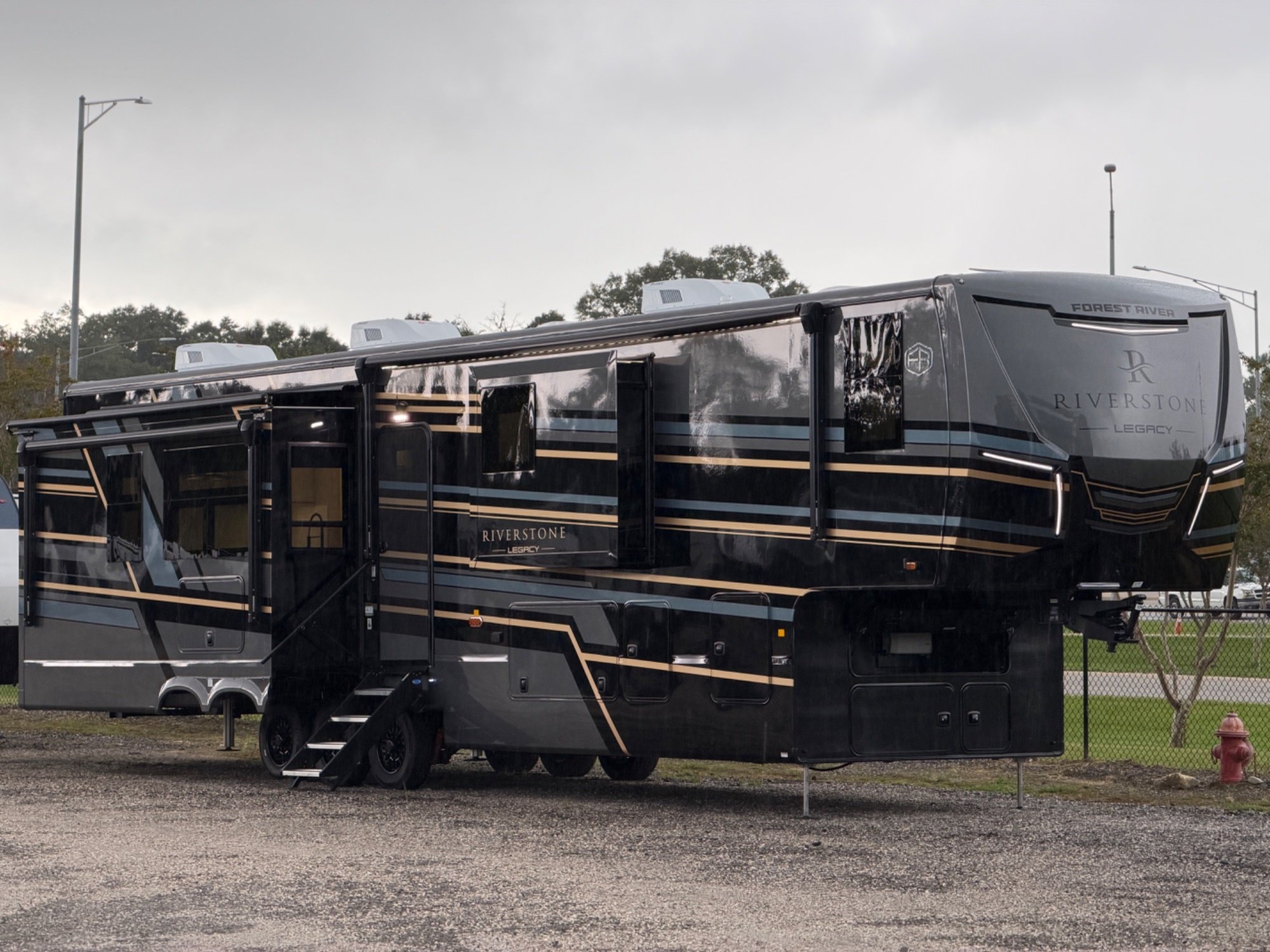 2027 Forest River RiverStone Legacy 43BFC in robertsdale AL