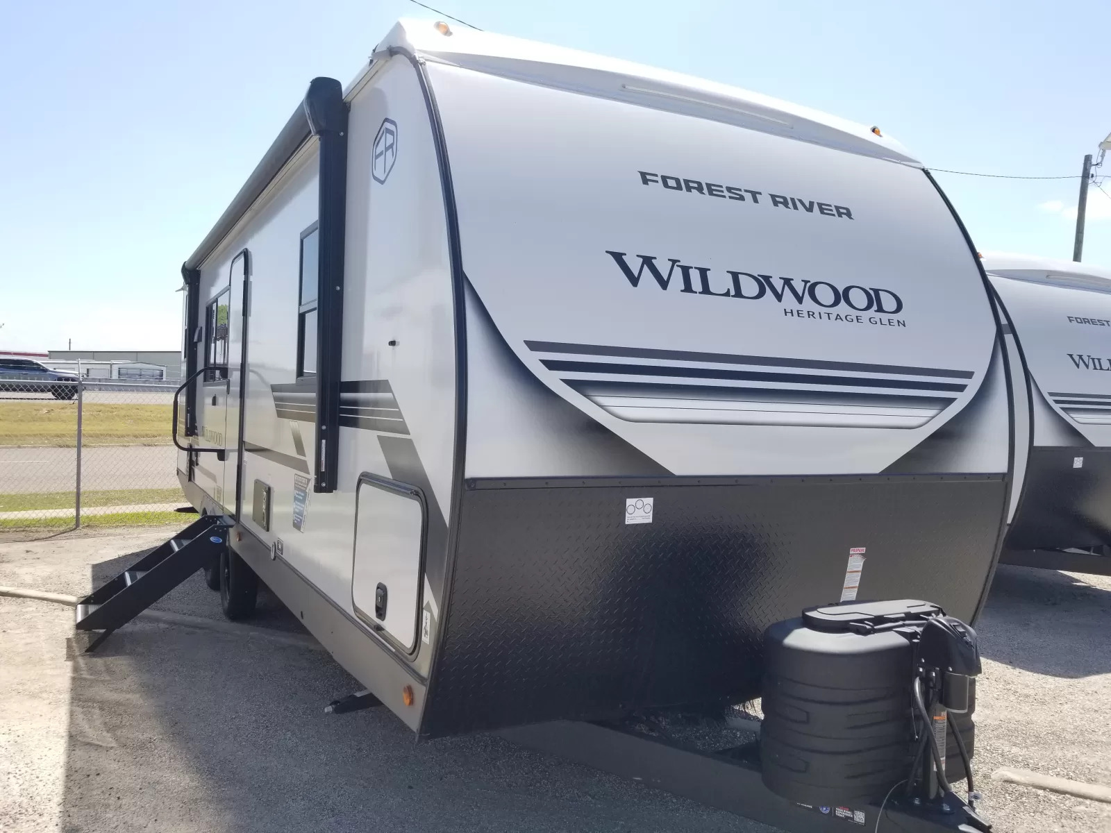 2027 Forest River Wildwood Heritage Glen 255RBHL Rear Bath in corpus christi TX