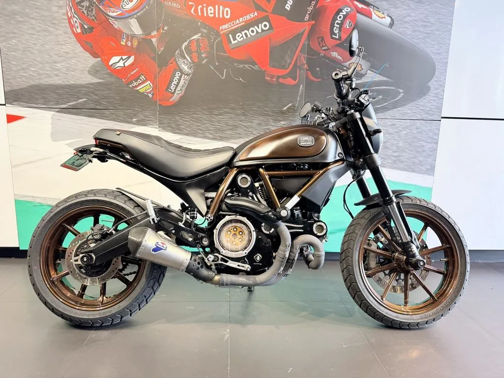 2016 Ducati Scrambler ITALIA INDEPENDENT Standard