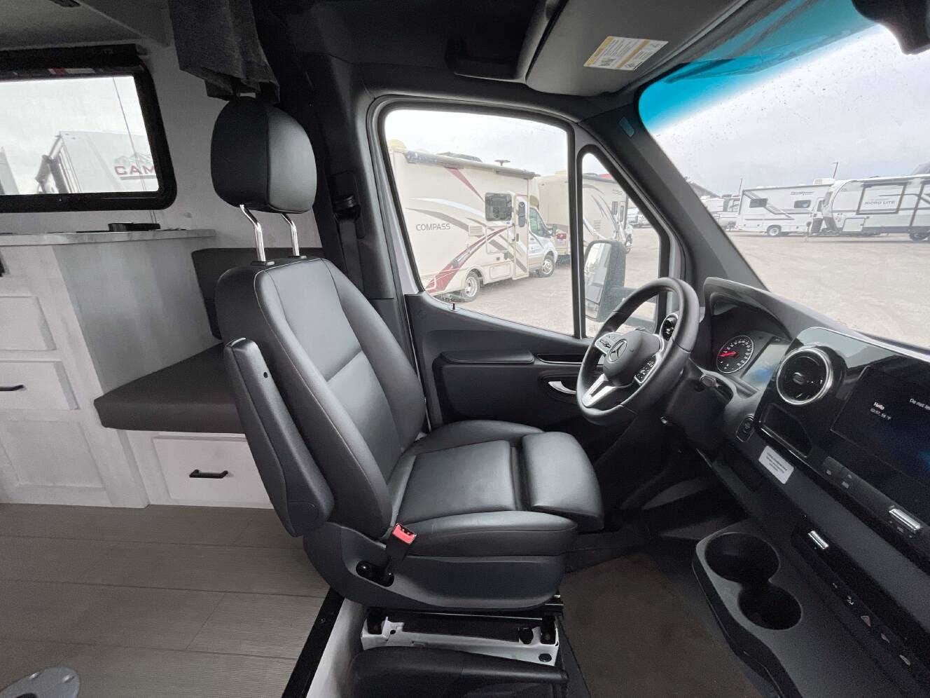 A photo of this 2024 East To West ENTRADA M-CLASS 24RL