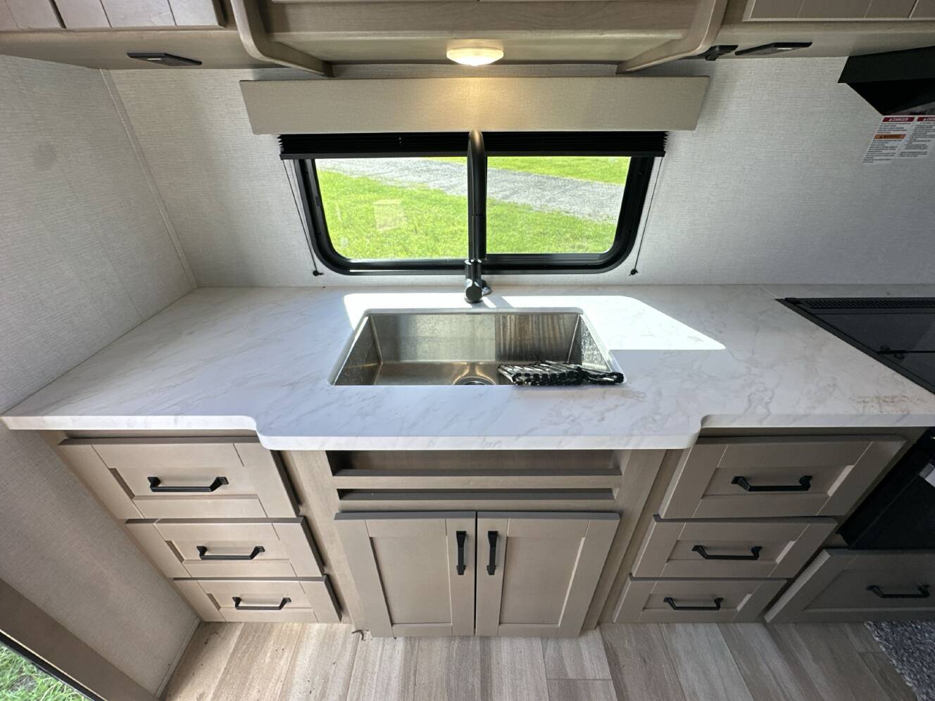 A photo of this 2025 Grand Design REFLECTION 100 SERIES 22RK