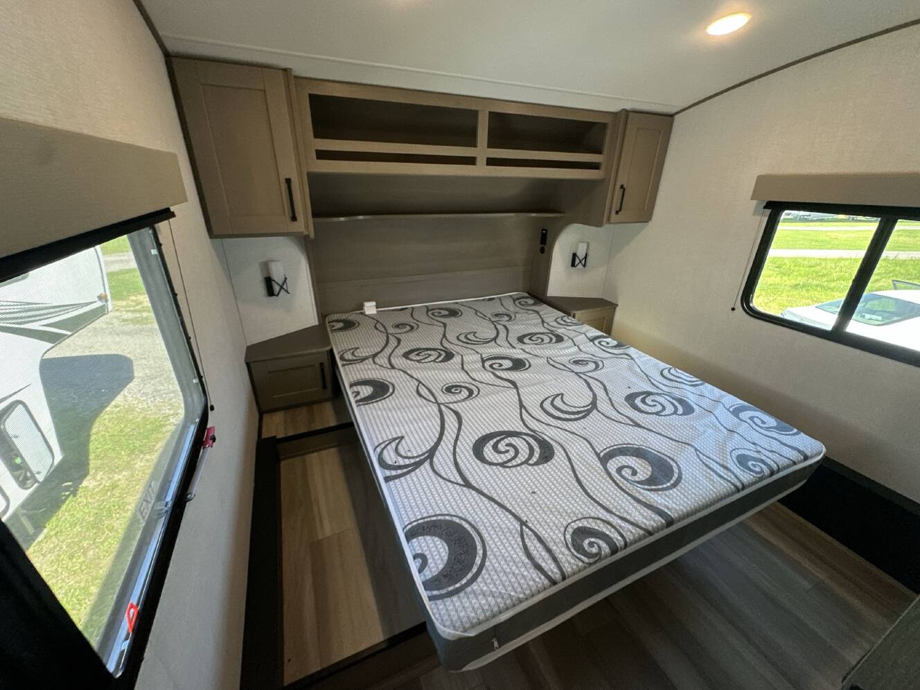 A photo of this 2025 Grand Design REFLECTION 100 SERIES 22RK