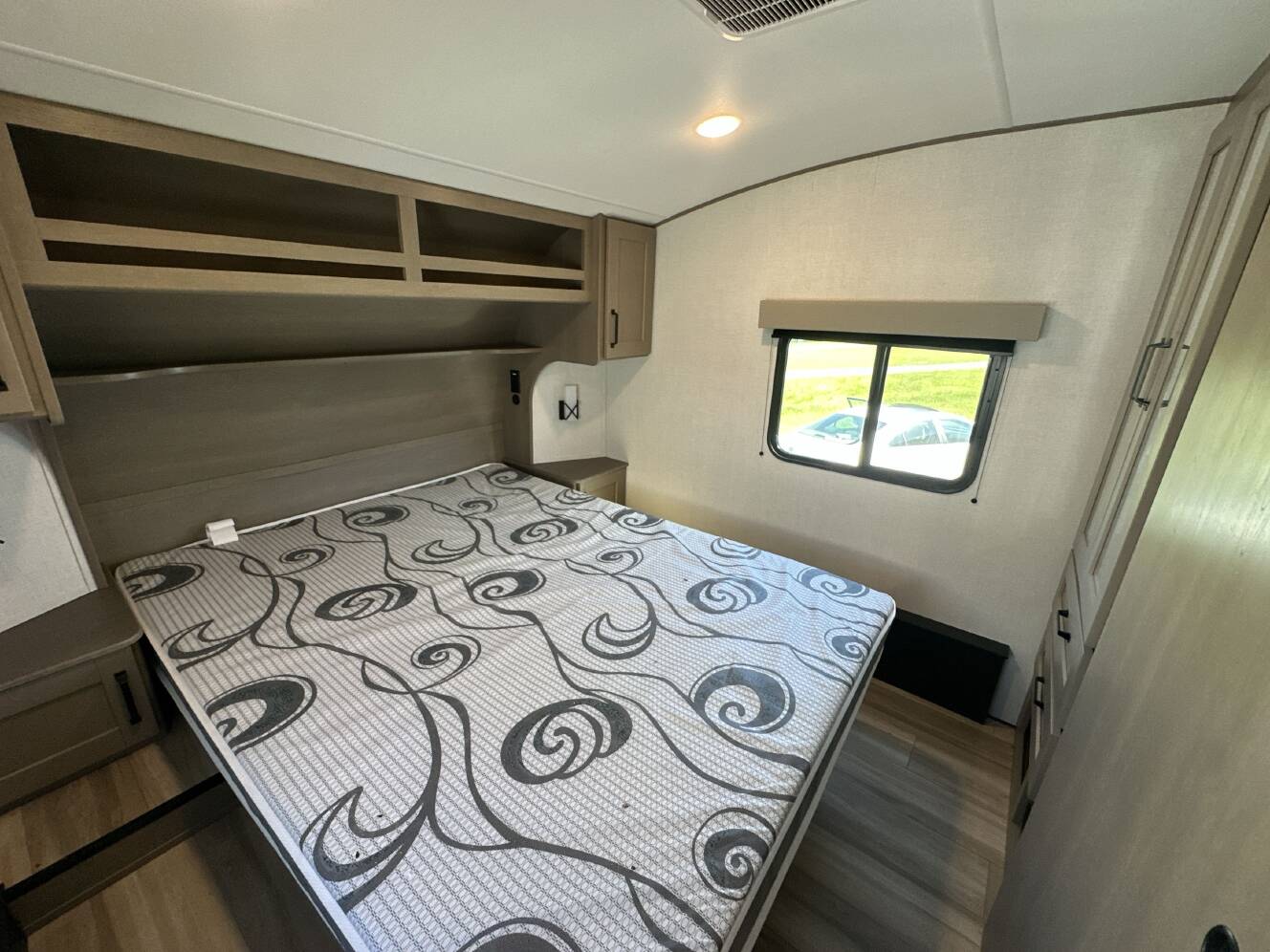 A photo of this 2025 Grand Design REFLECTION 100 SERIES 22RK