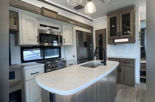 2024 Alliance PARADIGM 310RL in golden CO