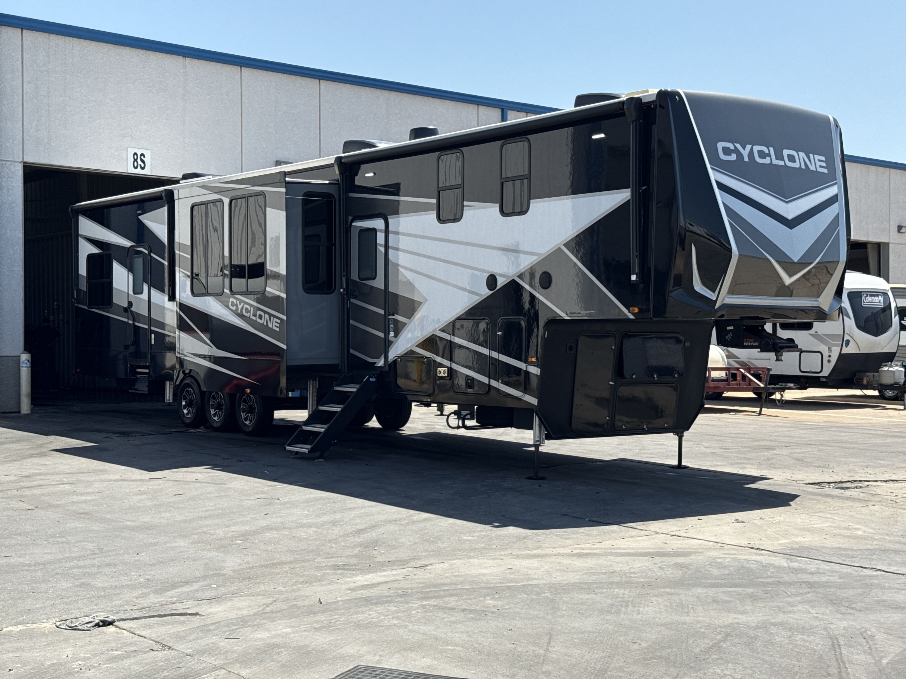 2024 Heartland CYCLONE 4118 in oklahoma city OK