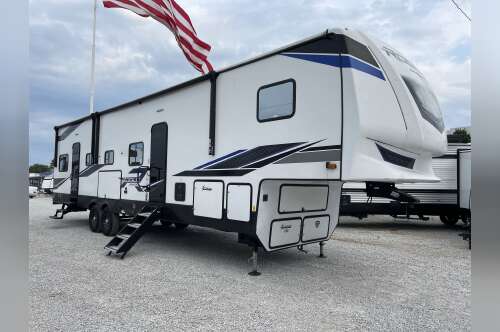 2023 Forest River ROGUE ARMORED 371A13 in grain valley MO