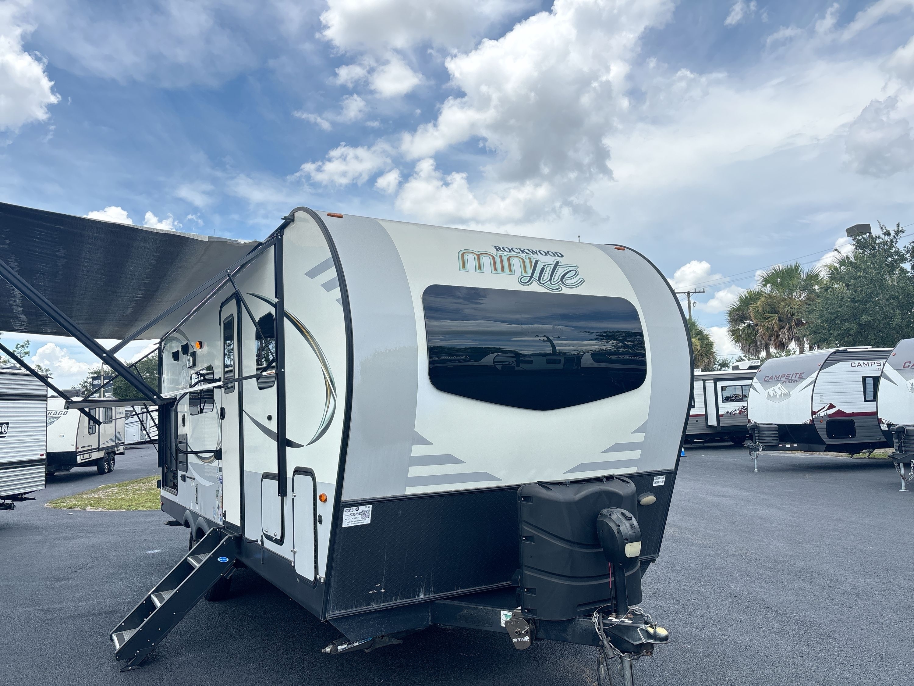 2021 Forest River ROCKWOOD MINI LITE 2507S in fort myers FL