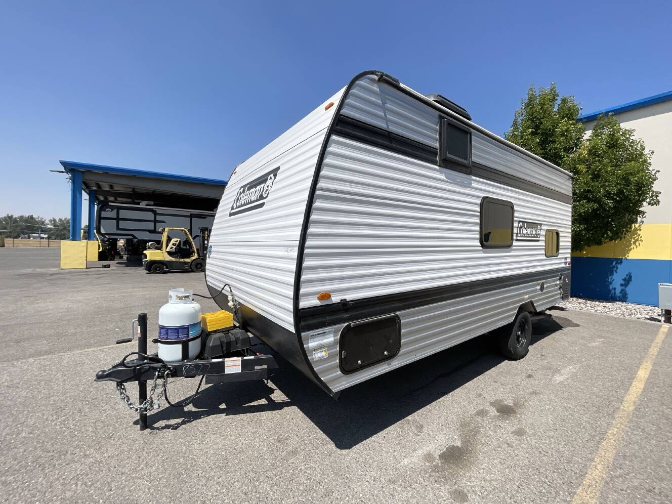 A photo of this 2025 Keystone COLEMAN 17B