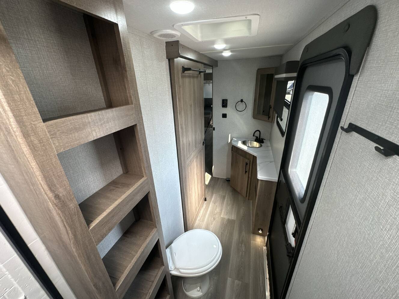 A photo of this 2024 Grand Design IMAGINE XLS 24BSE