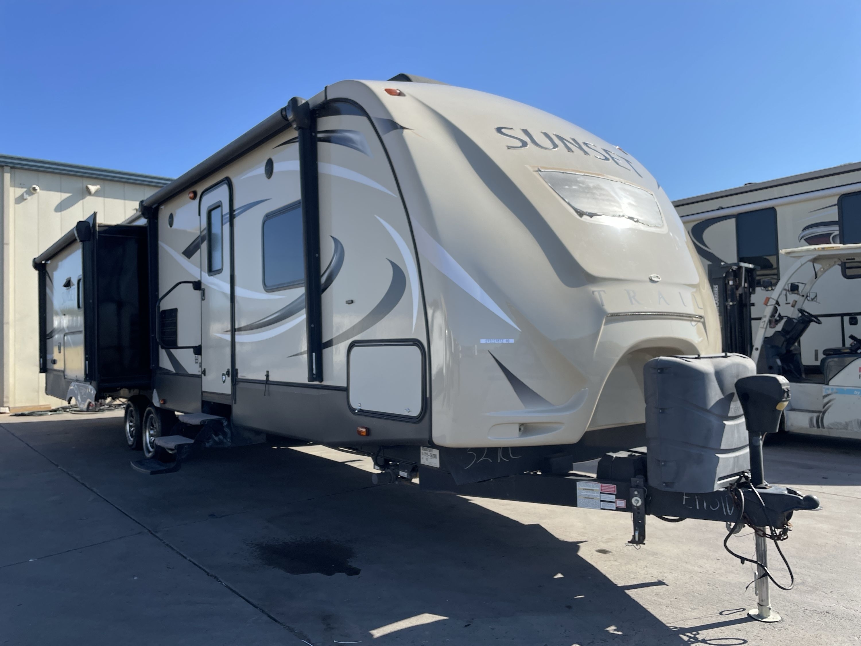 2016 Crossroads SUNSET TRAIL 32RL RV