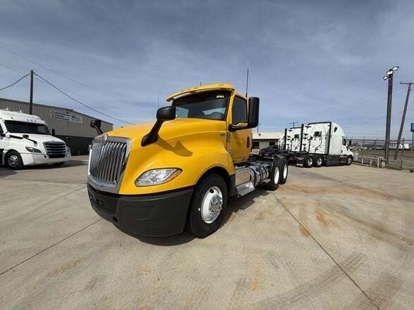 2019 INTERNATIONAL LT in Dallas, TX