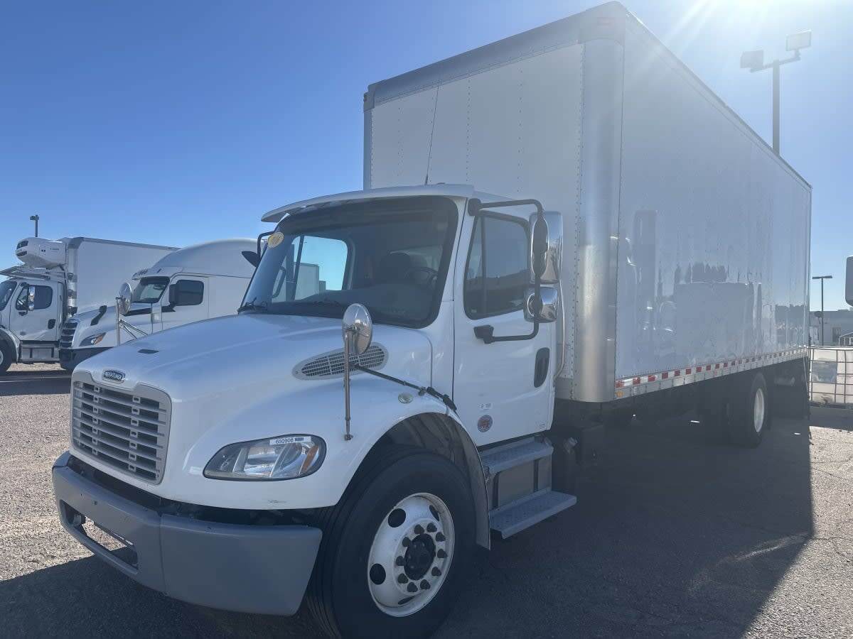 2016 FREIGHTLINER BUSINESS CLASS M2 106 in Phoenix, AZ