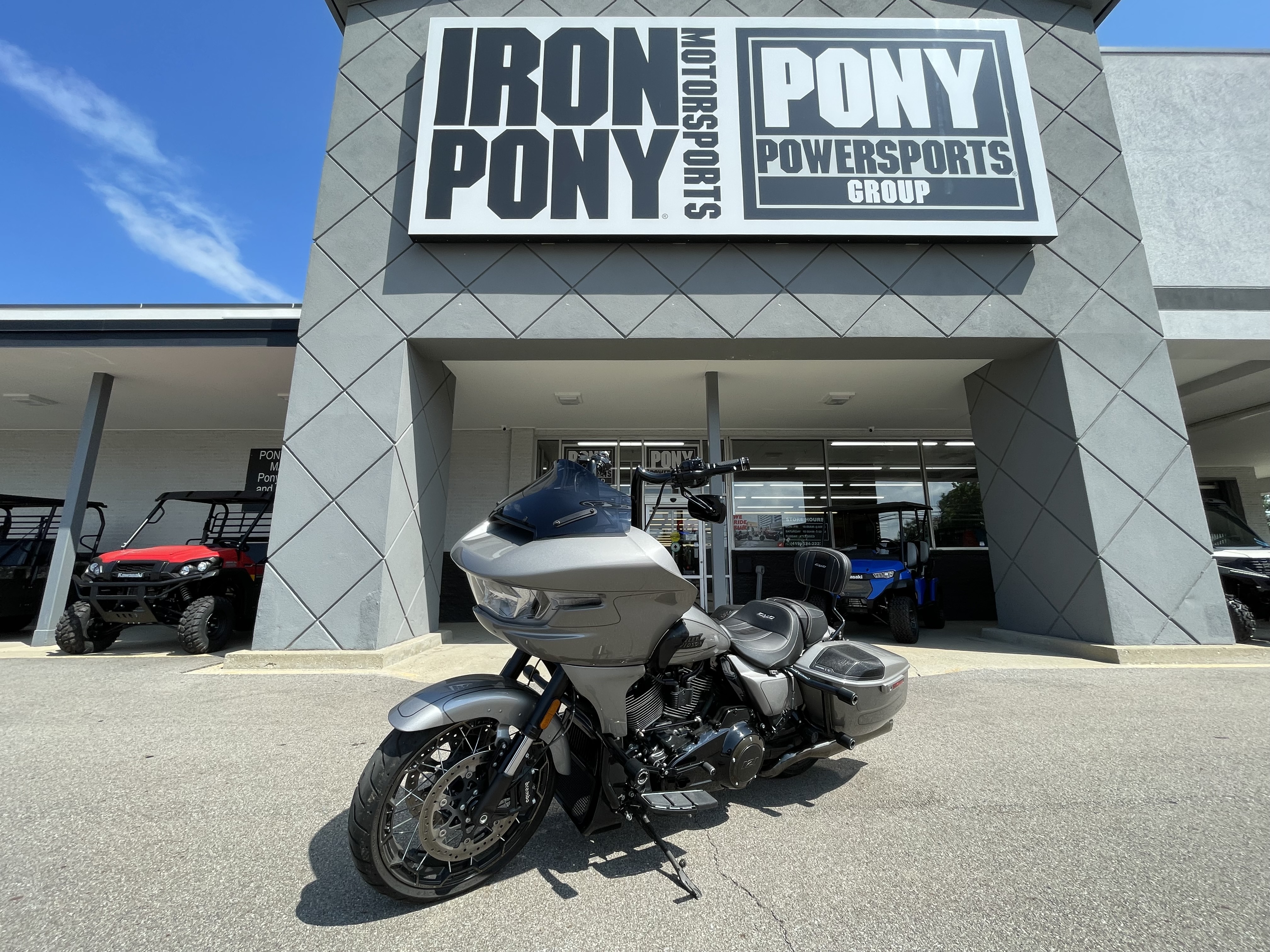 2023 Harley-Davidson CVO Road Glide CVO in Mansfield, OH