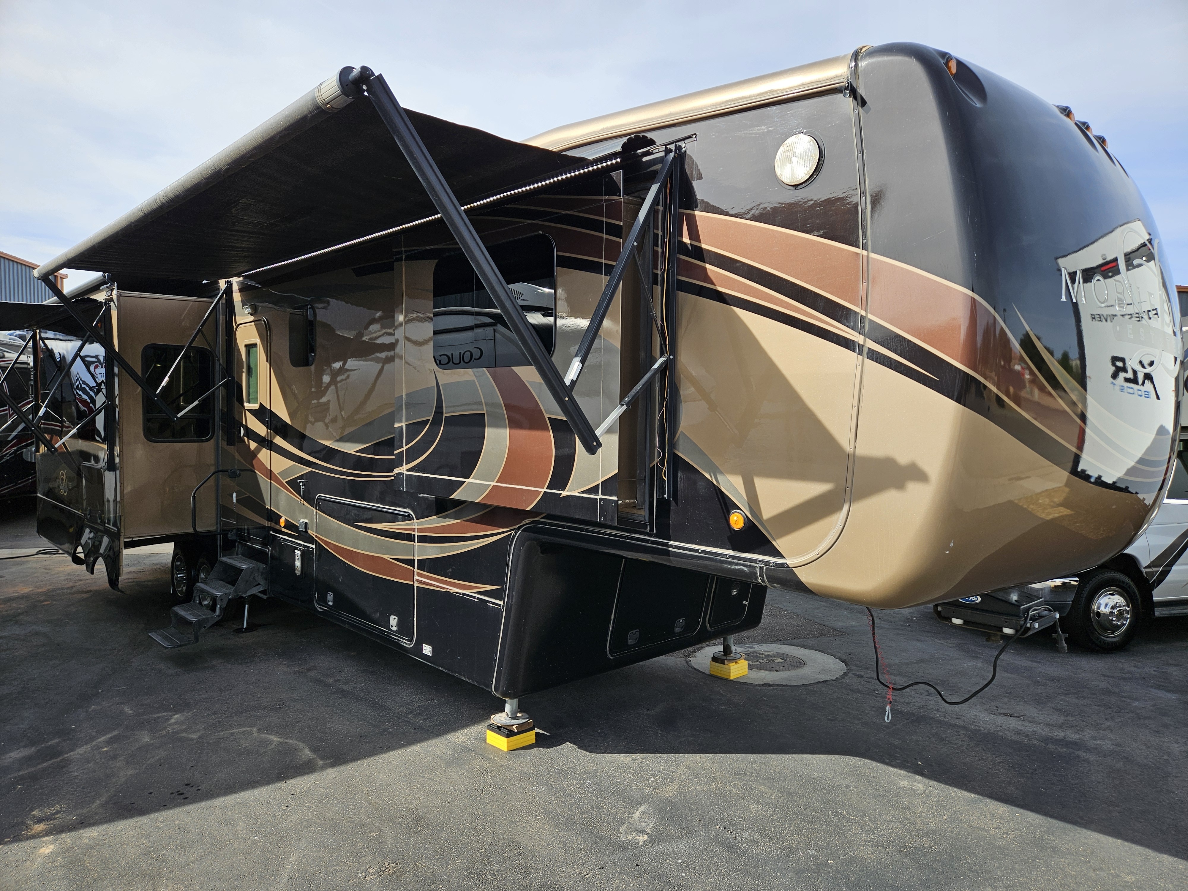 2015 DRV ELITE SUITES 39RESB3 in hurricane UT