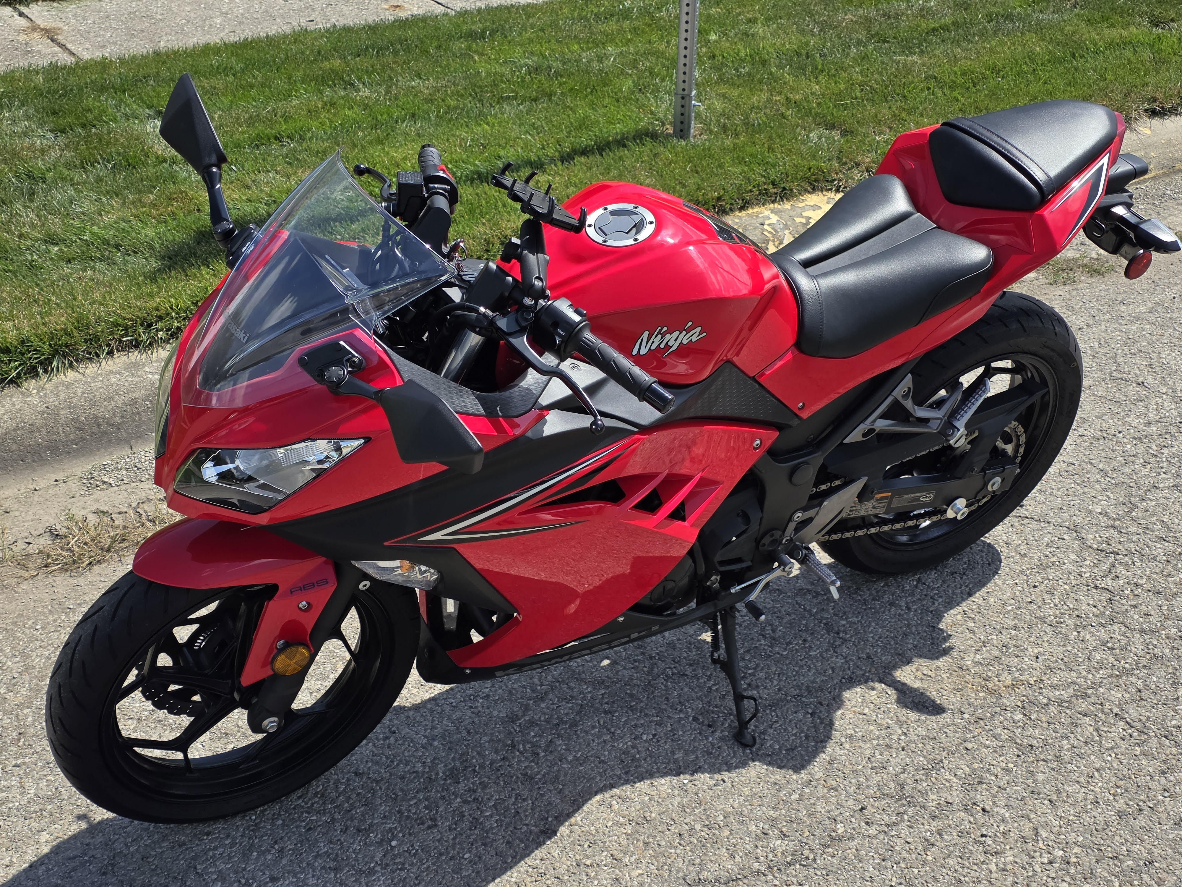 2016 Kawasaki NINJA 300 ABS Sportbike motorcycle