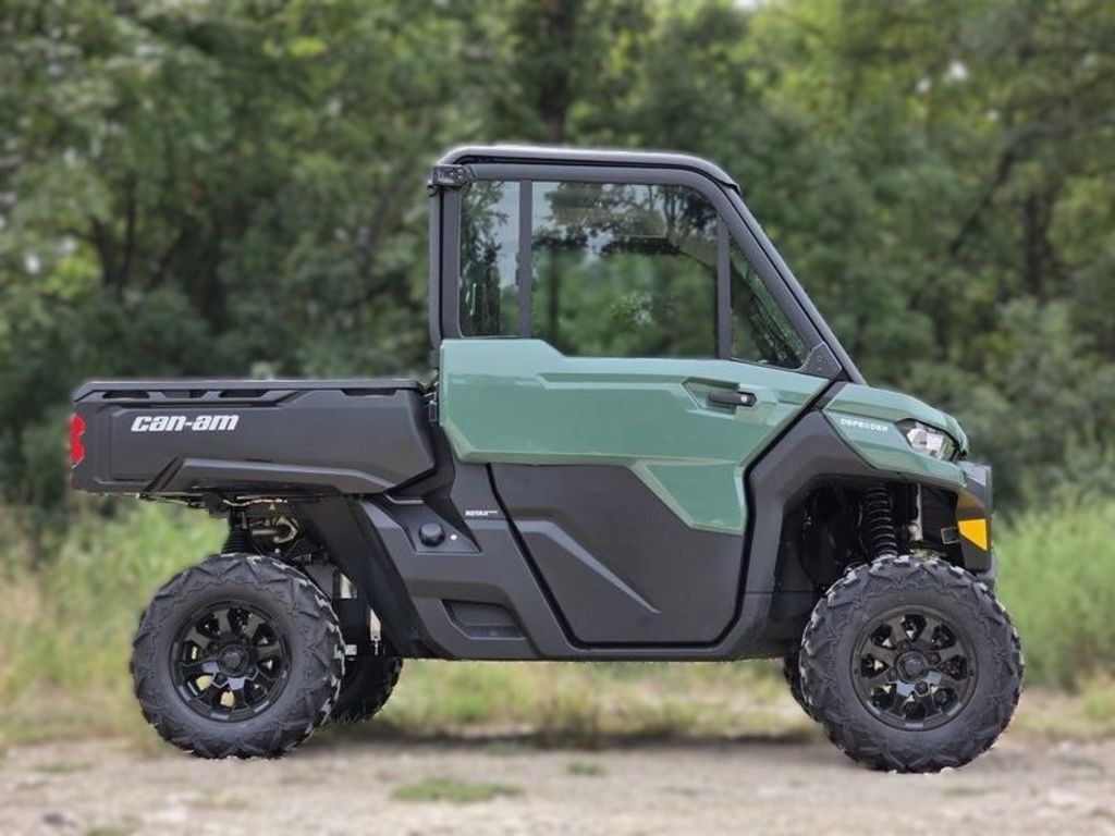 2026 Can-Am Defender DPS CAB HD9 Compass Green UTV/Utility ATV