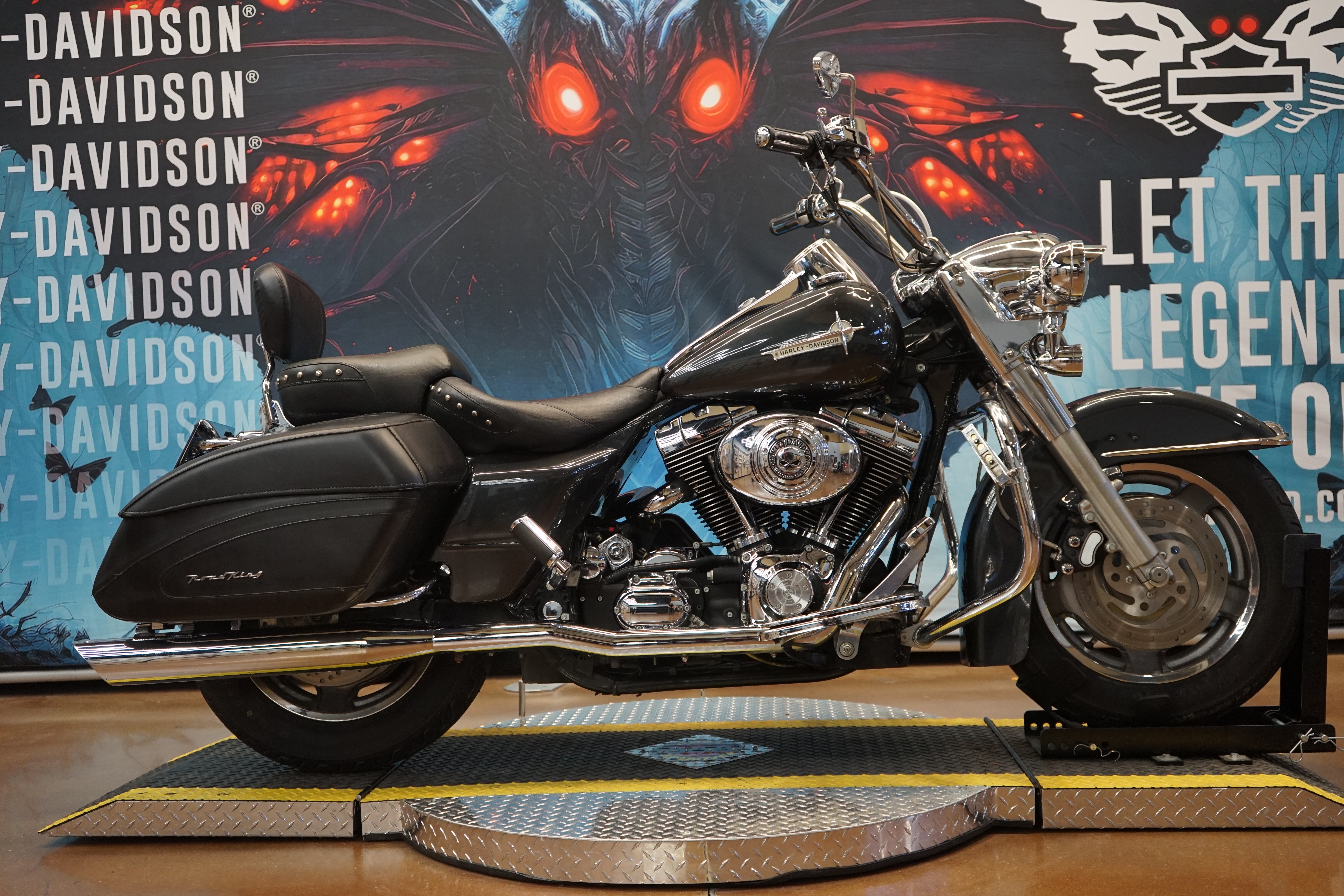 2004 Harley-Davidson FLHRS/FLHRSI Road King® Custom CUSTOM in Williamstown, WV