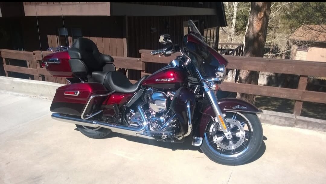 2015 Harley-Davidson LOW GLIDE in Ransom Canyon, TX